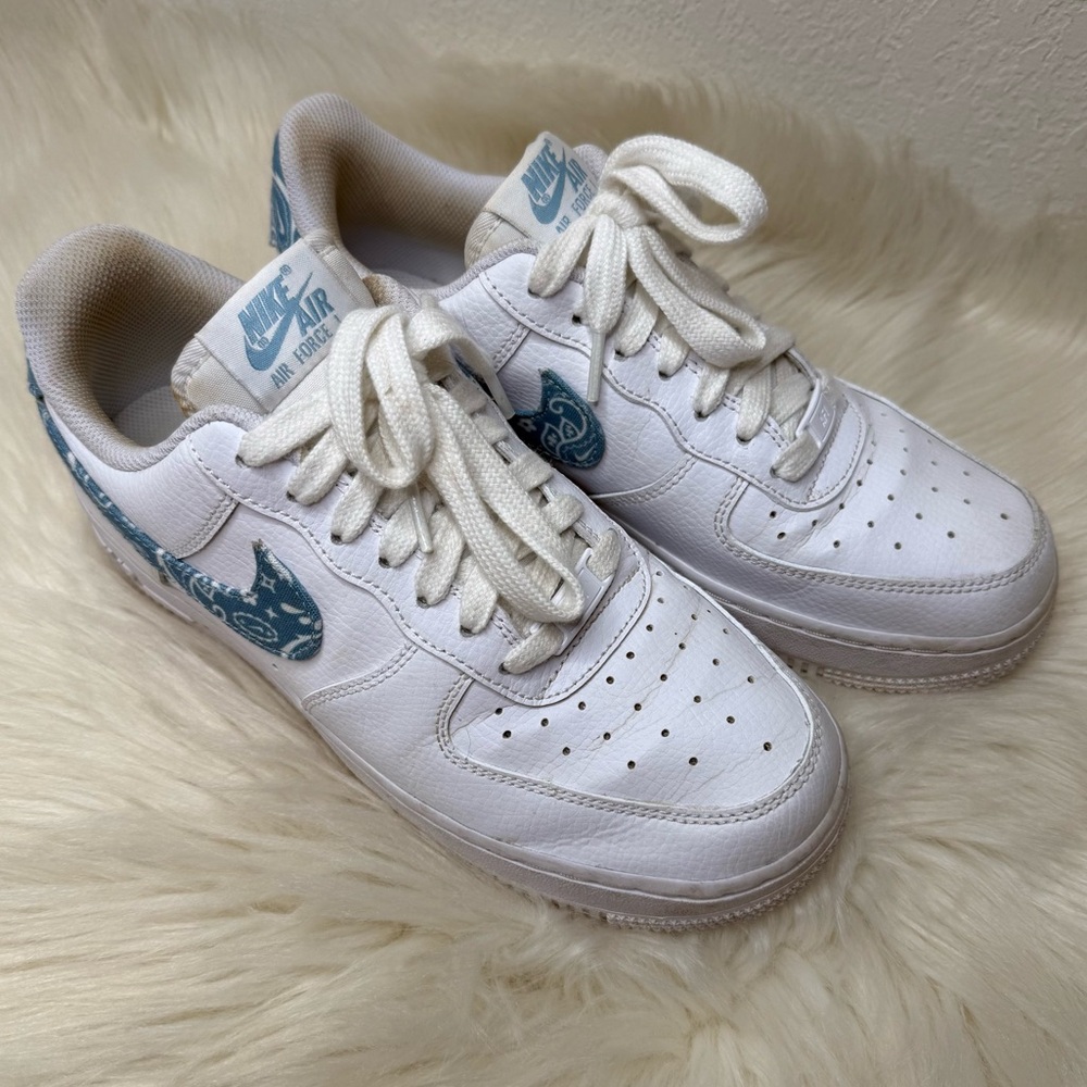 Women’s Nike Air Force 1 Low ‘07 Blue Paisley Sneakers